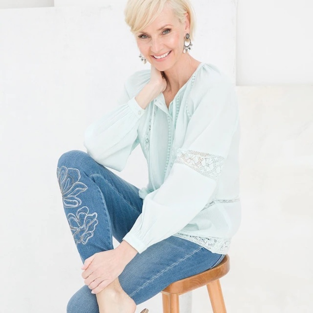 NWT New Chico's Mint Cotton Crochet Trim Tassel Long Sleeve Blouse Size 3 US XL